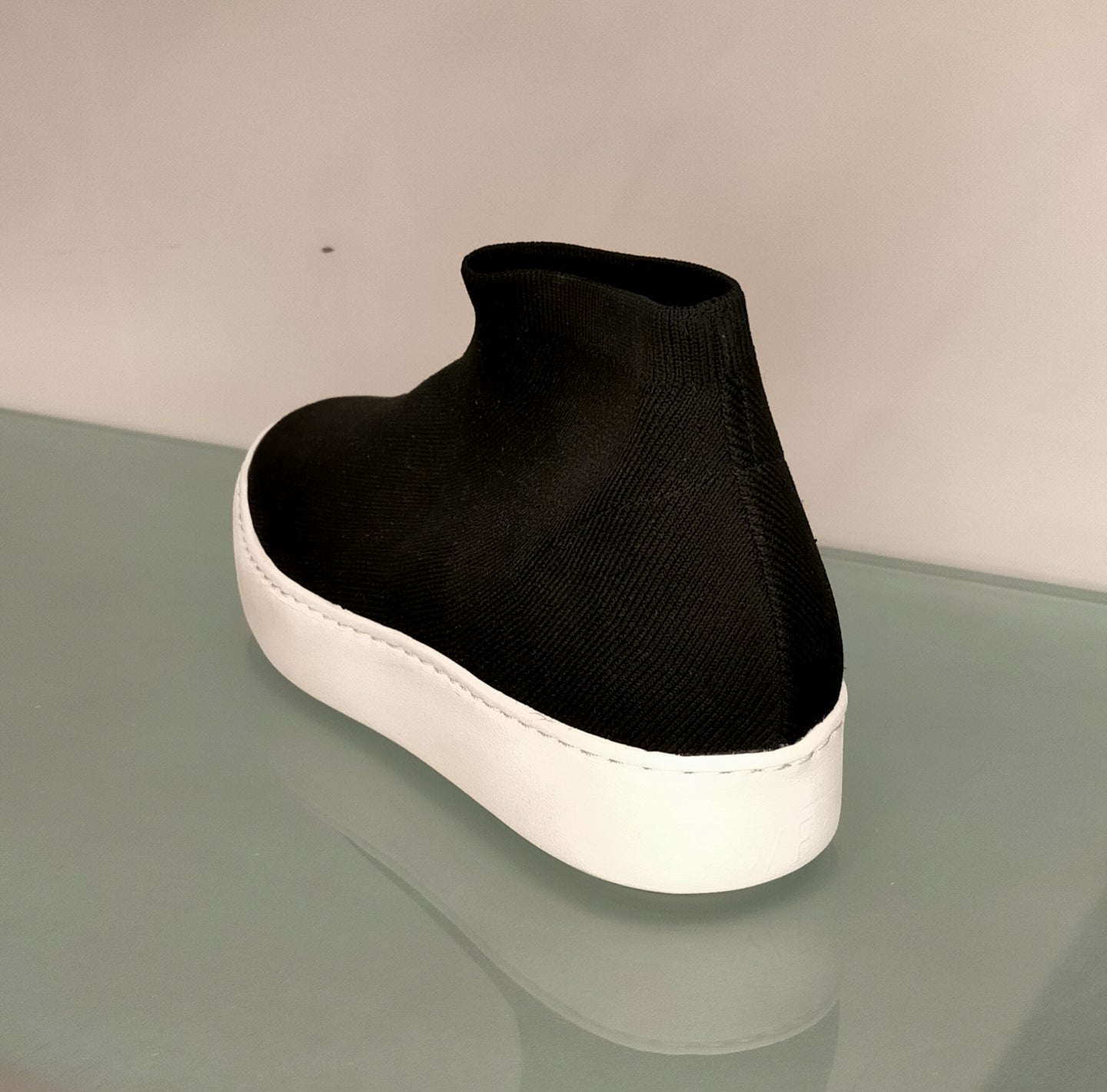 Sneakers WHAT FOR in tessuto elasticizzato nero